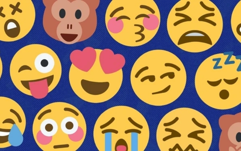 Giải mã ngôn ngữ biểu tượng Emoji trong giao tiếp kỹ thuật số hiện đại