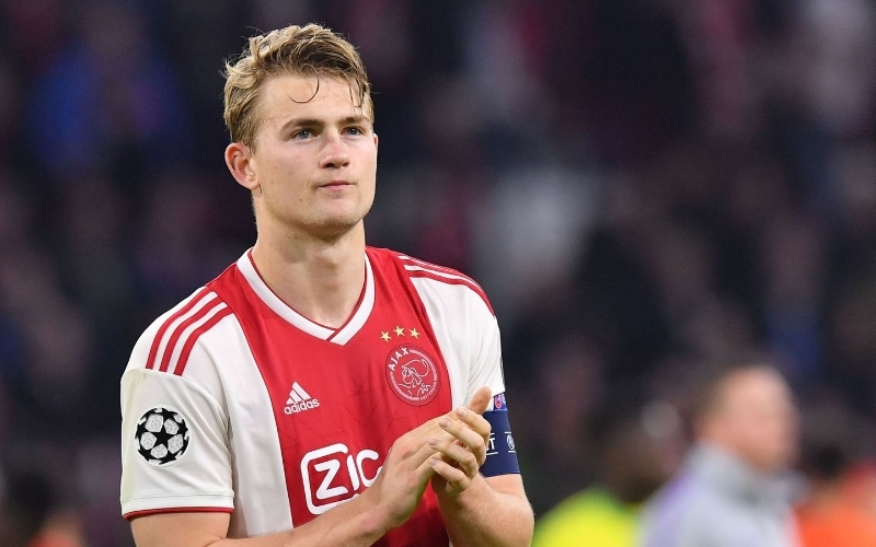 Hành trình khởi đầu tại Ajax