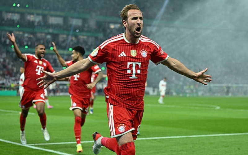 Harry Kane lập cú hat-trick giúp Bayern Munich vô địch Cúp Quốc gia Đức