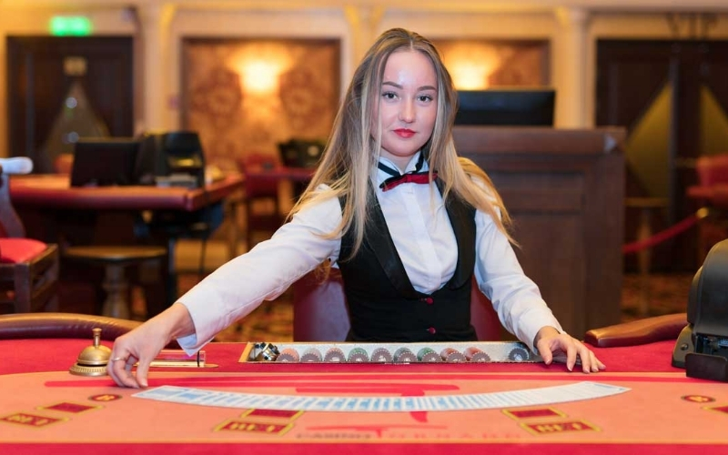 Nghề Dealer tại Casino